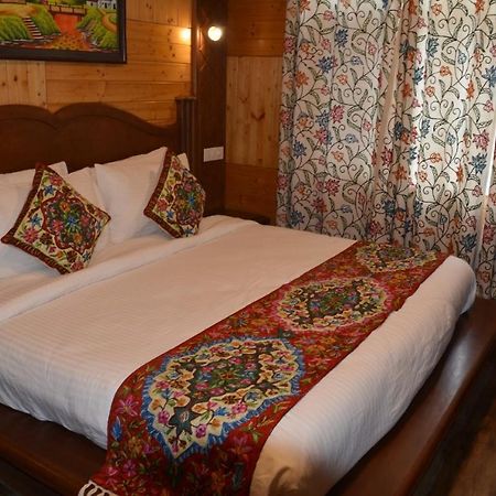 Hotel Royale Comfort Pahalgam Ngoại thất bức ảnh