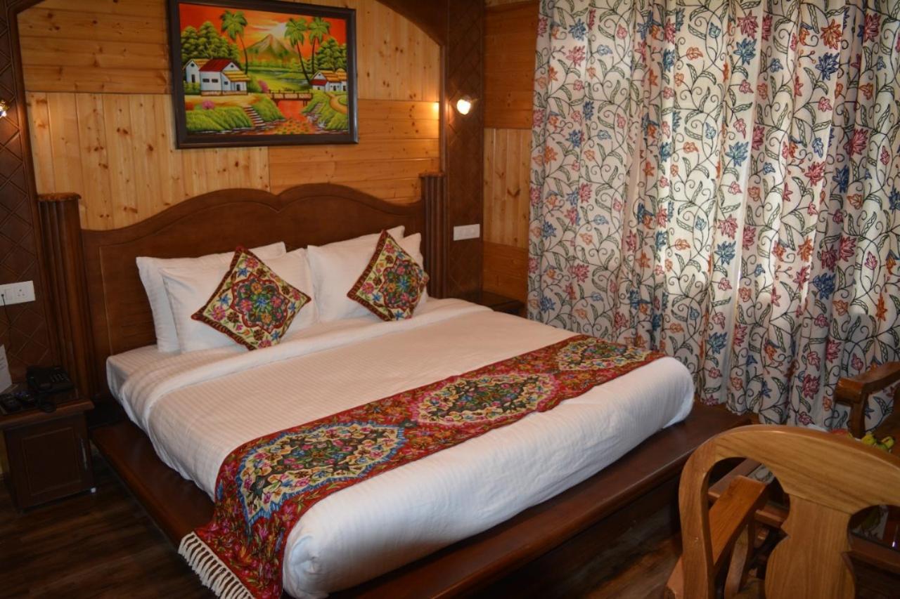 Hotel Royale Comfort Pahalgam Ngoại thất bức ảnh